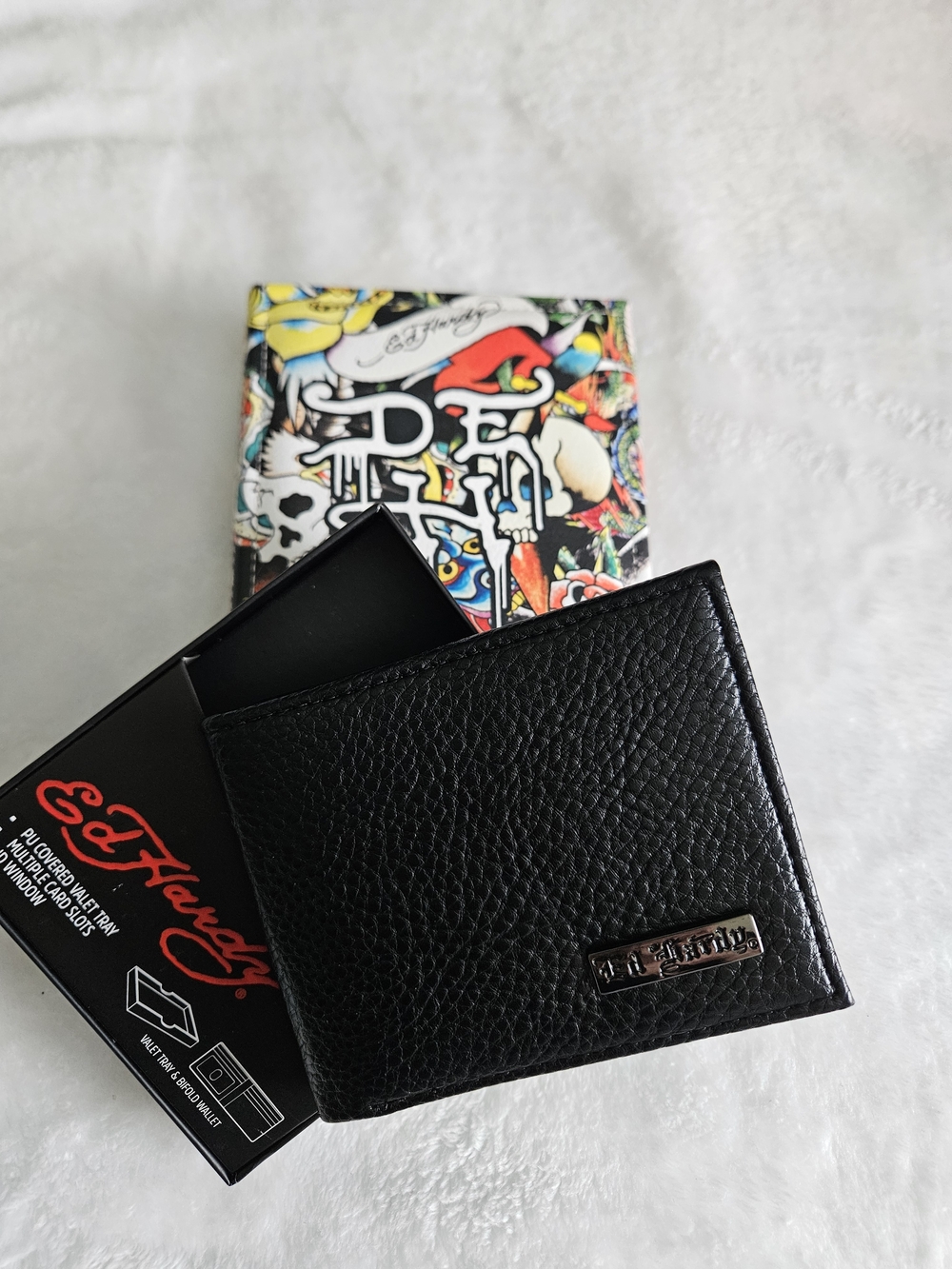 Ed Hardy Black Pebbled Leather Bi-Fold Wallet With Gift Case